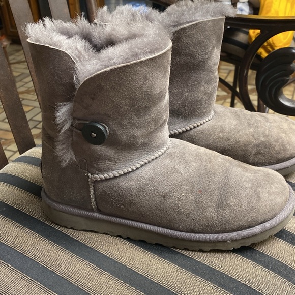 UGG Shoes - UGG ANKLE Boots